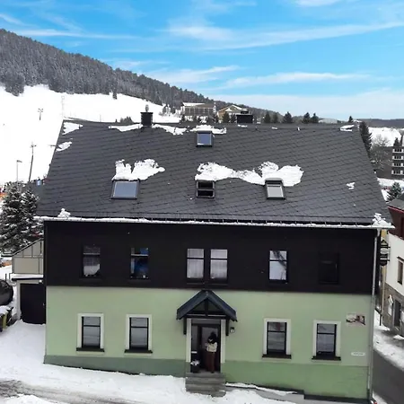 Апартаменты Fam. Lippert *